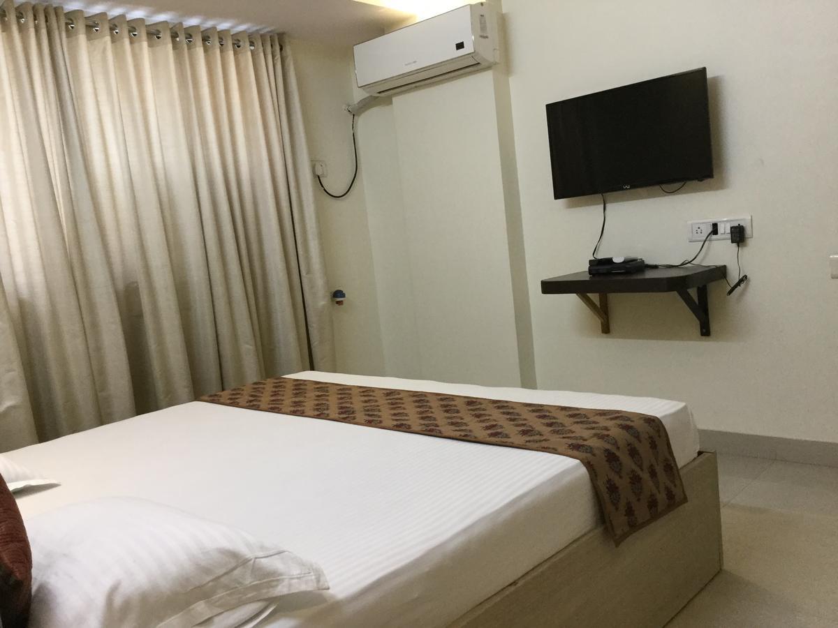 Arista Service Apartments Bombay Esterno foto